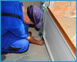 United Garage Door Center Line, MI 586-473-1524 - sidebar-door-maintaince-15-05m